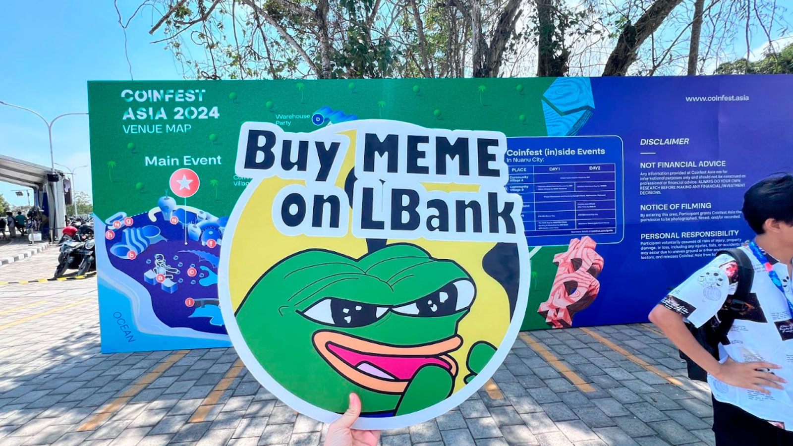 LBank Captivates Coinfest Asia 2024 Attendees with Exclusive Merchandise and Engagement