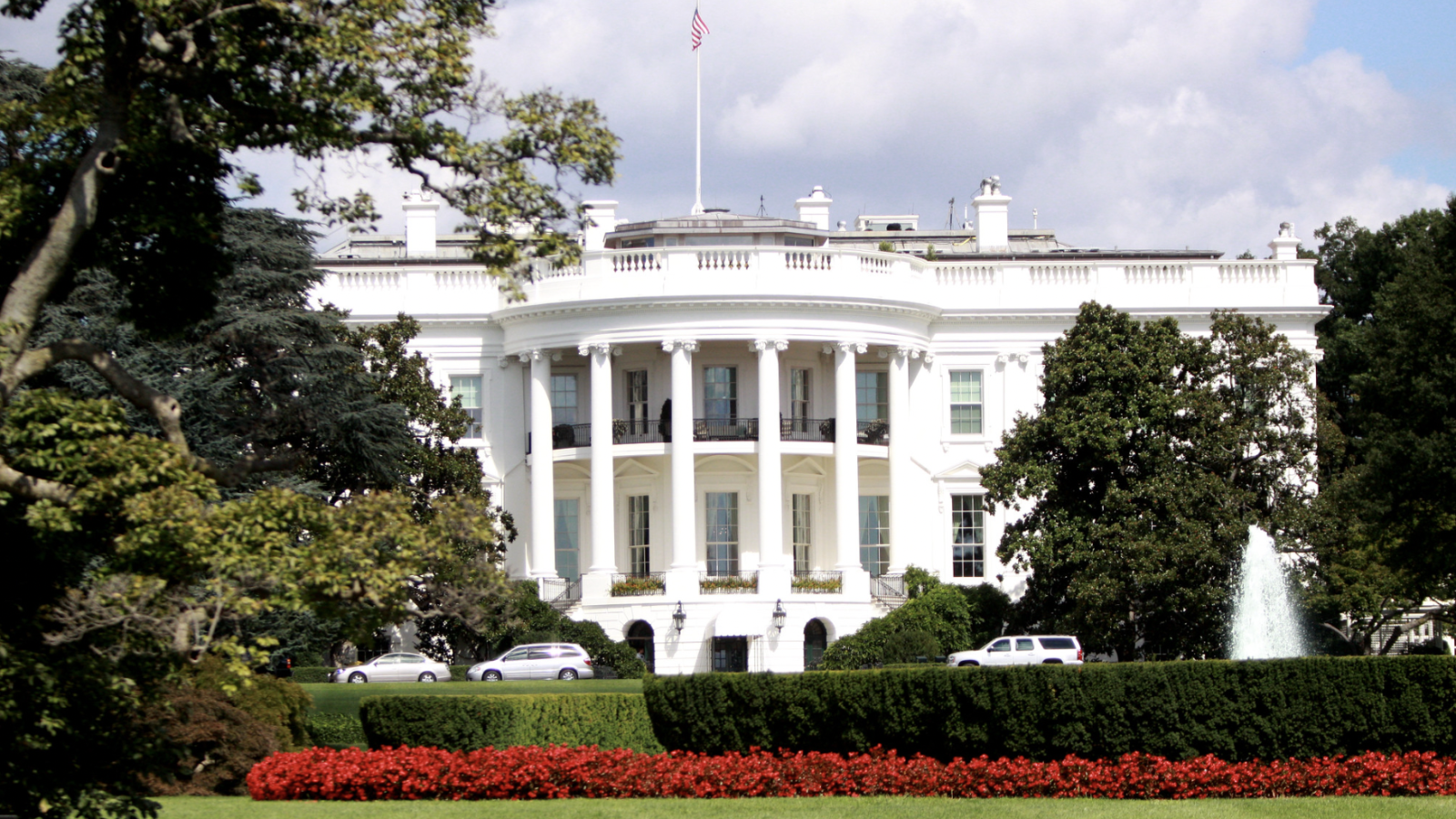 Ripple-Linked XRP Lobbyist Behind Truth Social Post Purged from White House
