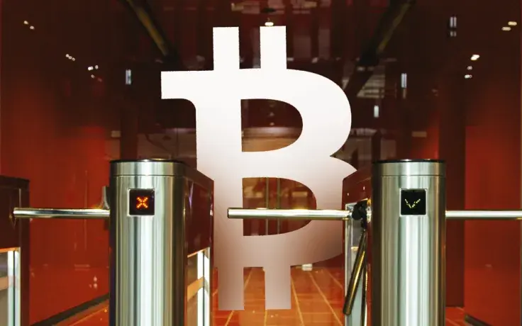 Bitcoin Price Suddenly Surges to $8,500 While S&P 500 Reaches New Record High