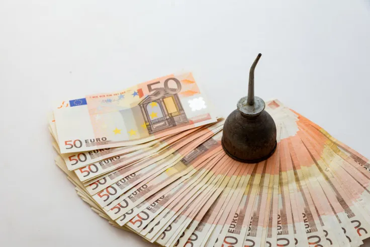 Oil Giant Saudi Aramco Finally Launches Its Record-Breaking $2 Trln IPO