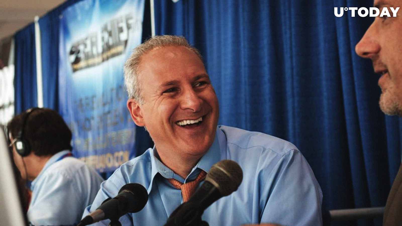 Peter Schiff Says Not Owning Any Bitcoin (BTC) Is One Thing He Has in Common with Warren Buffett 