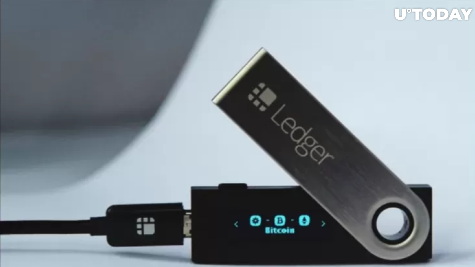 Crypto Wallet Ledger Warns Users About Fake Google Chrome Extension