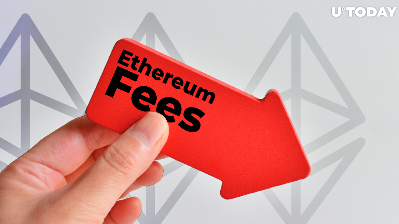 Ethereum Fees Decline By 80% From All-Time High: What Does It Mean For ETH?
