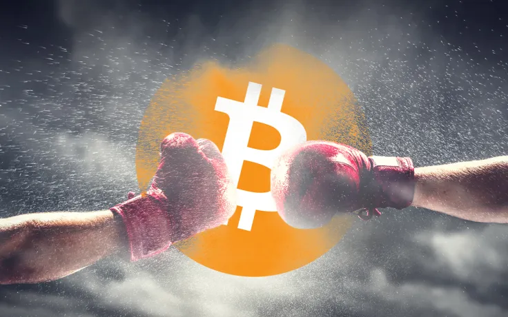 Bitcoin Shaking Out Weak Hands as Battle for $10,000 Continues: Data