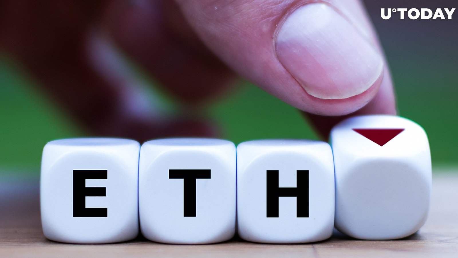 ETH Balance on Exchanges Hits 6-Month Low, While Number of Wallets with 1,000+ ETH Is in Major Decline