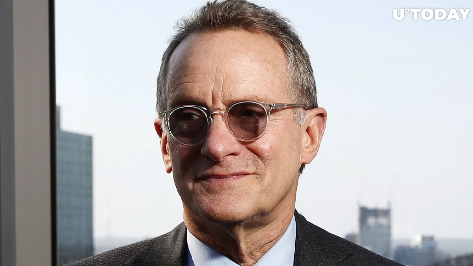 Family of Billionaire Howard Marks Owns "Meaningful Amount" of Bitcoin