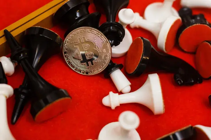 Bitcoin Hits $52,000, Reaching New All-Time High 