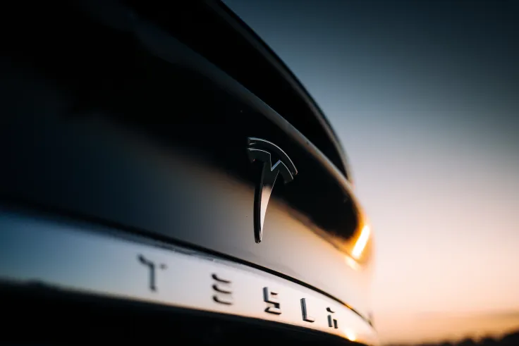 BREAKING: Tesla Starts Accepting Bitcoin