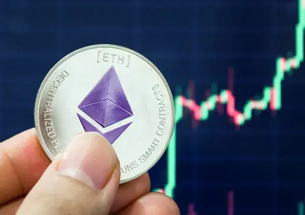 ETH Balance on Exchanges Hits 20-Month Low as Ethereum Holds Above $2,000