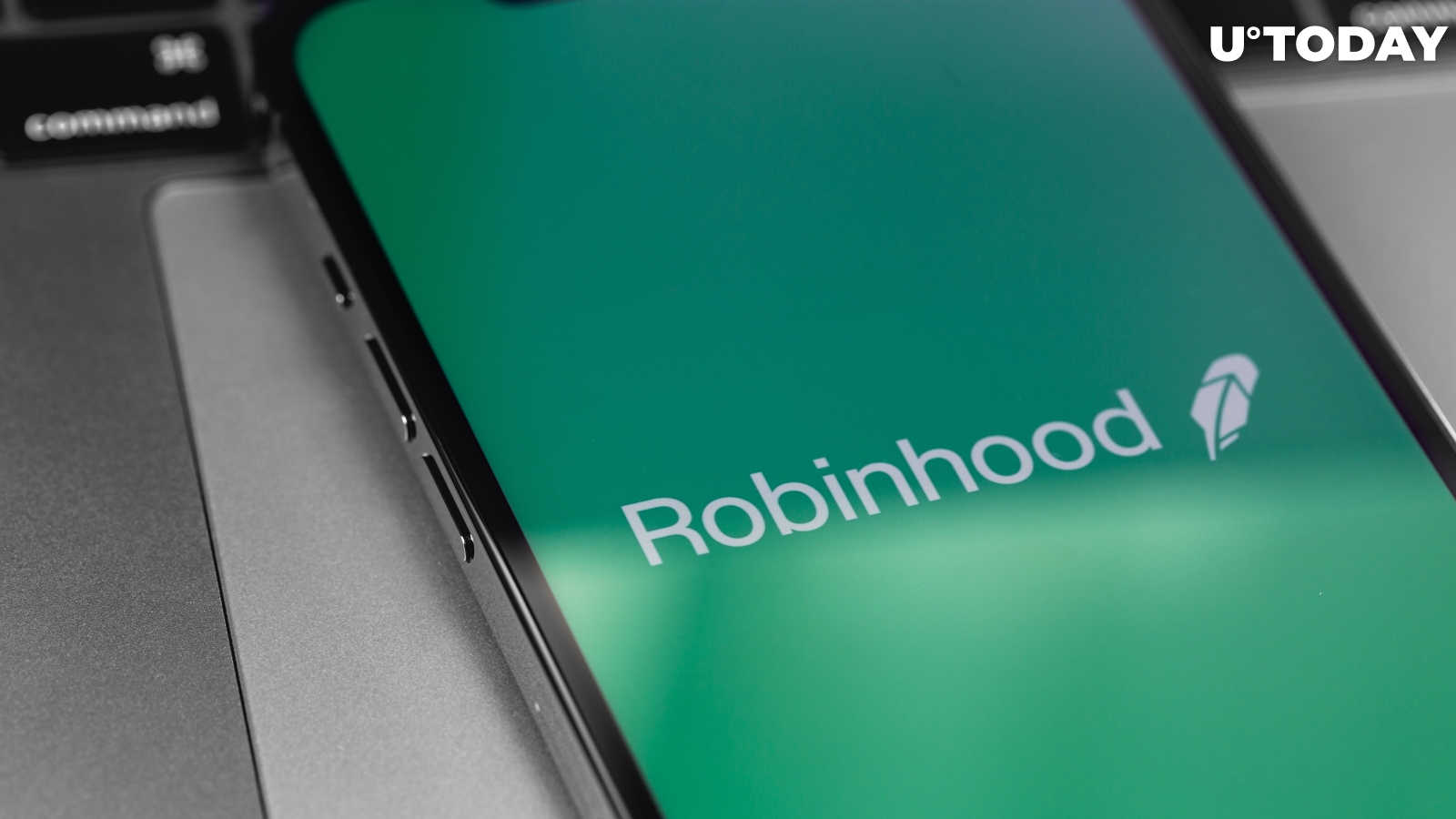Robinhood Reports Issues with Crypto Trading as Dogecoin Crashes 33 Percent Before Paring Some Losses