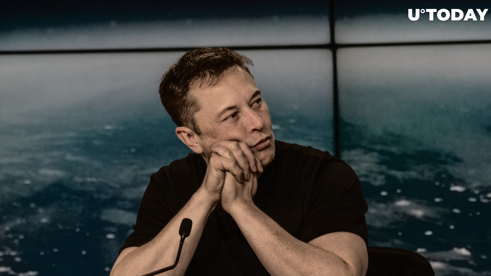  Elon Musk Ridicules Bitcoin Maxis, Trolls "Bicurious" Jack Dorsey