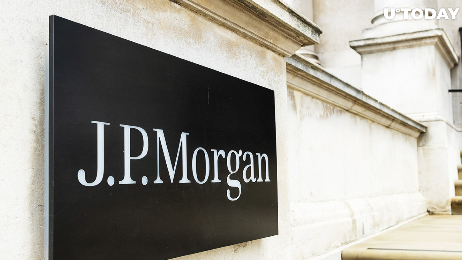 JPMorgan Claims Institutions Are Ditching Bitcoin for Ether