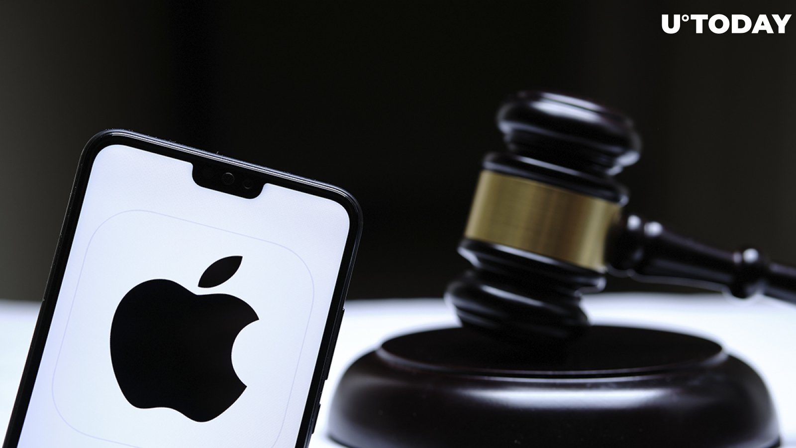 XRP Holders File Class-Action Lawsuit Against Apple