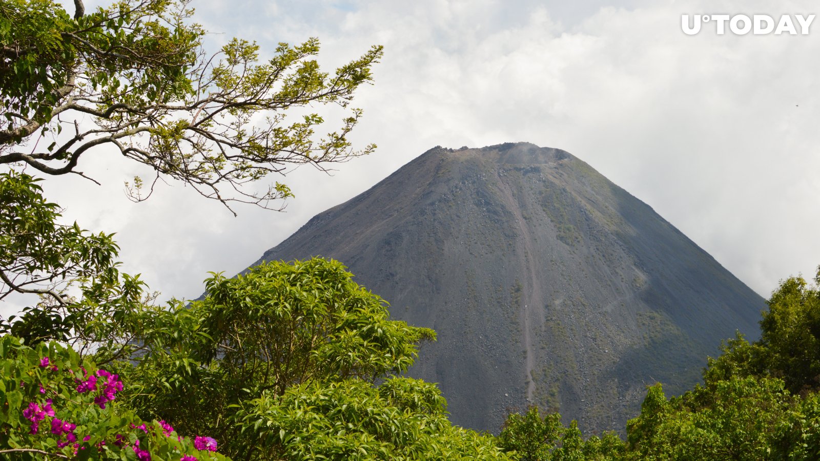 El Salvador Starts Implementing Volcanic Bitcoin Mining Plan
