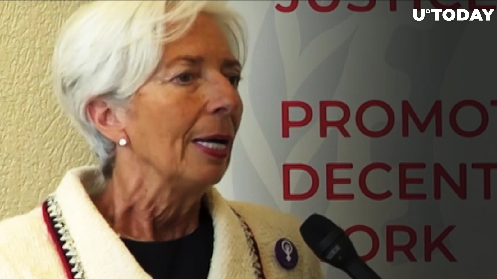 DeFi May Pose "Real Threat" to Financial Stability, Says ECB's Christine Lagarde 