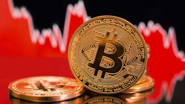 Bitcoin Continues to Slide as Dogecoin Returns to Top 10