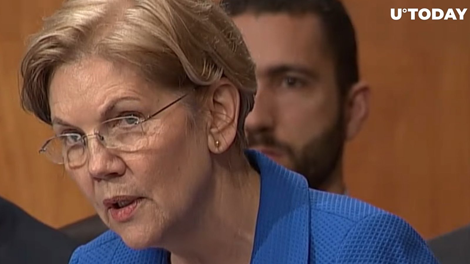 Elizabeth Warren Wants Miners to Disclose Energy Use