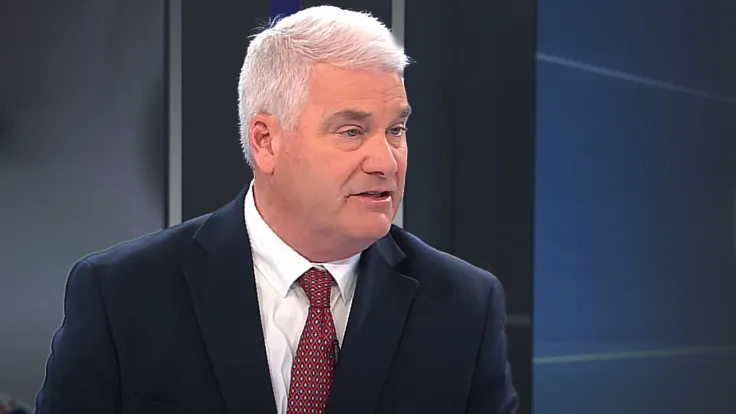 Top Republican Takes Aim at SEC Boss Over Crypto Regulation