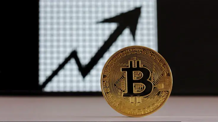 Bitcoin (BTC) Might Go to $25K or $29K If This Chart Pattern Breaks