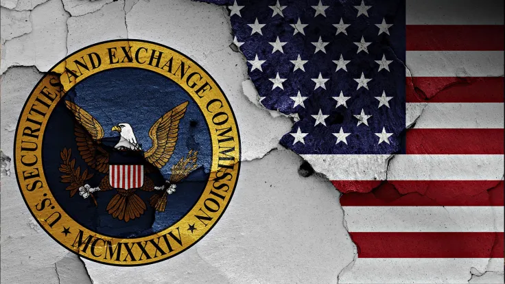 Former SEC Official to Crypto Owners: 'Get Out Now'