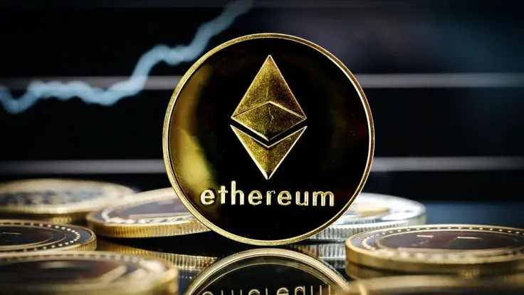 Analysts Eye Ethereum's Hammer Candle as Bullish Turnaround Indicator