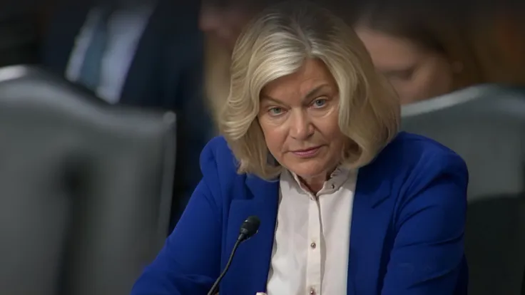 Pro-Bitcoin Senator Lummis Promises to Leash SEC as She Stands With Kraken 