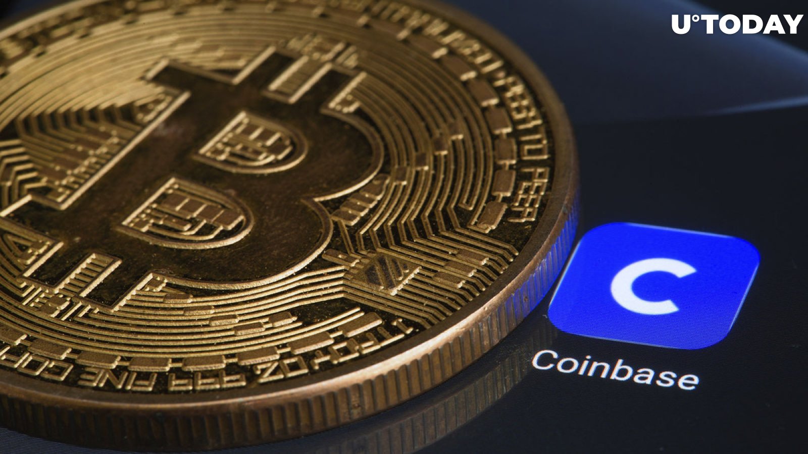 Coinbase Records Major BTC Withdrawal as Bitcoin Price Stands Strong