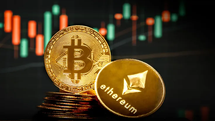 Bitcoin (BTC) Crushing Ethereum (ETH) Despite Altcoin Rally
