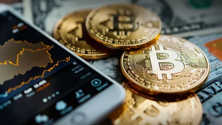 Satoshi-Era Bitcoin Address Reactivated After 12 Years