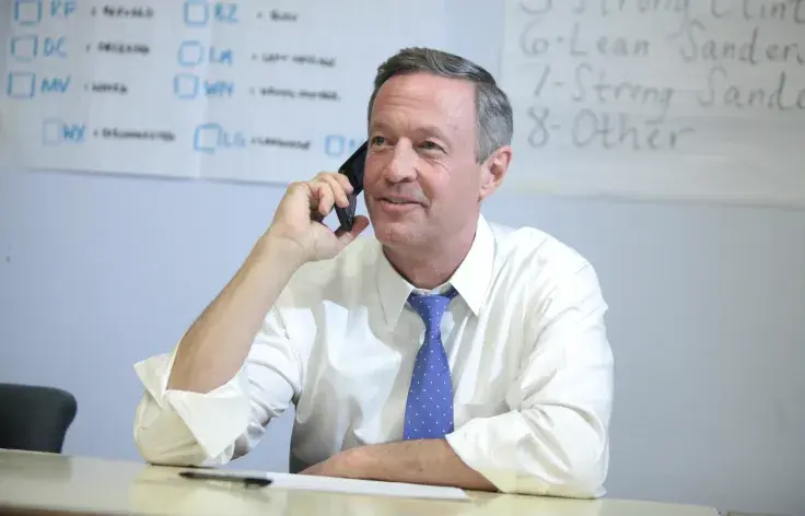 Bitcoin Might Be Ponzi Scheme, Prominent Democrat Says 
