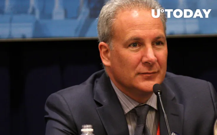  Bitcoin Critic Peter Schiff Says BTC Shows “Pretty Good Indicator of Market Top”