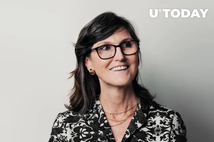 Ark's Cathie Wood Predicts Bitcoin Could Hit $500,000, Says Correction Is Good for ETF Approval