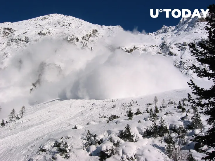 Terra Buys $100 Million Worth of AVAX Tokens to Back Its Stablecoin