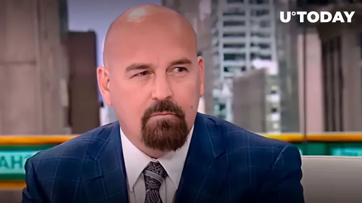 XRP Case: CryptoLaw Founder Defends Coinbase Despite XRP Being Delisted, Says SEC Started War