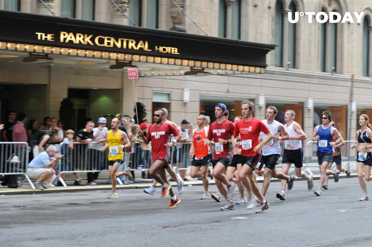 Wife of Top Satoshi Candidate Announces Half Marathon Event for Bitcoiners