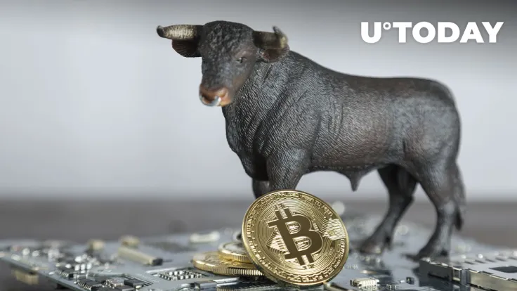 Bitcoin (BTC) Delivers Important Bullish Signal for First Time in Over Year