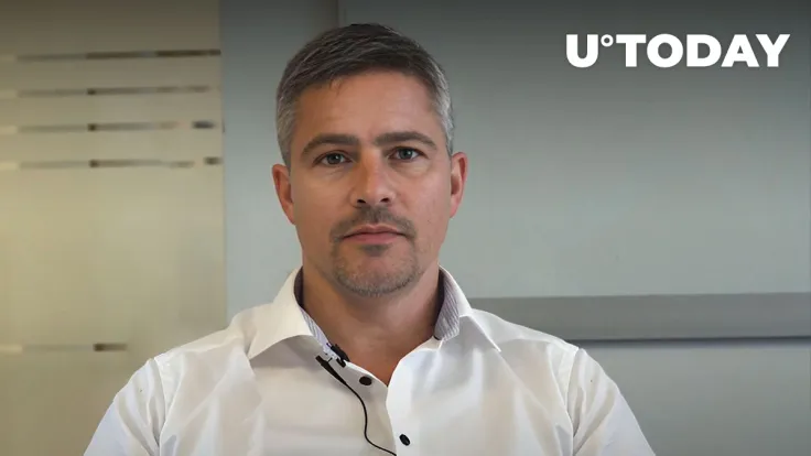 Epic Surge in Crypto Predicted by Henrik Zeberg, Pattern Revealed