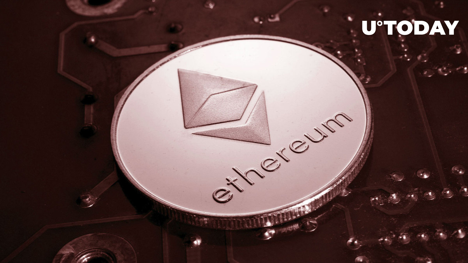 Ethereum (ETH) Fees Plunge 69% as This Metric Drops to All-Time Lows