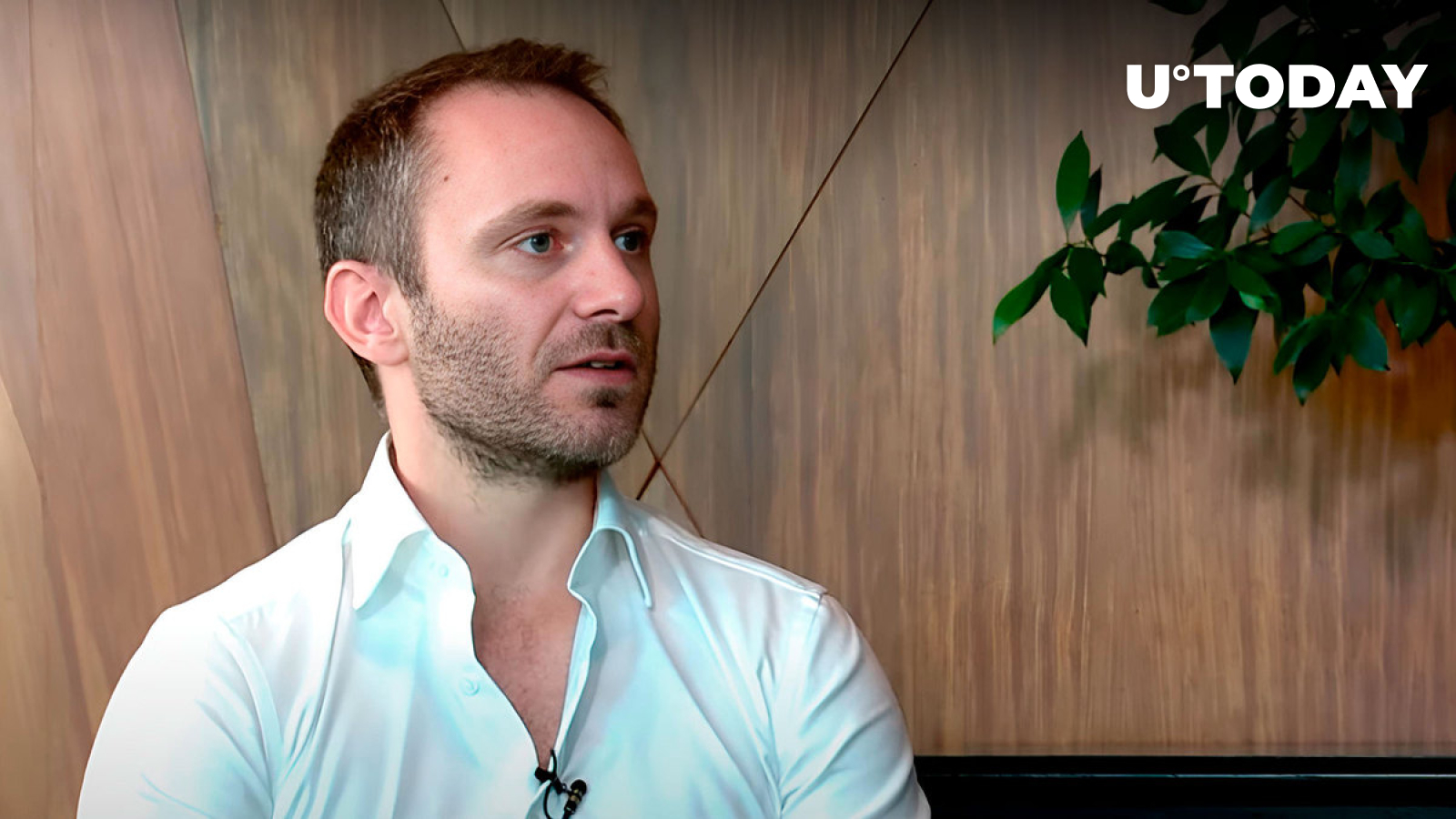 "Easy Choice": Tether Boss Picks Bitcoin Over Ethereum